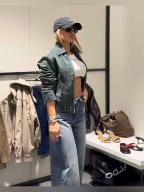🔥🔥Zara Cropped Suede Bomber Jacket - Dark Green